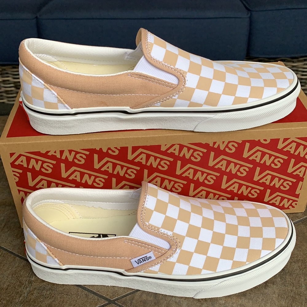 Vans Men’s Classic Slip-On (Checkerboard) Frappe/True Whit
VN0A38F7QC0
sneakers - Picture 2 of 16